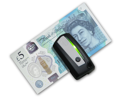 Fake_£5_Polymer_Bank_Notes