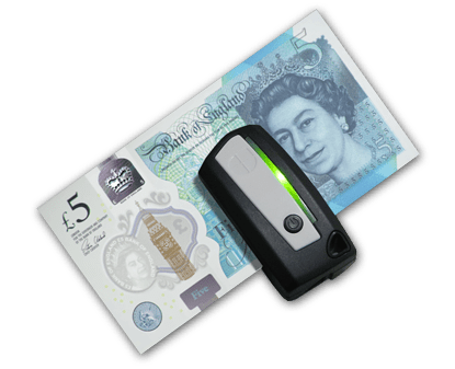 Fake_£5_Polymer_Bank_Notes